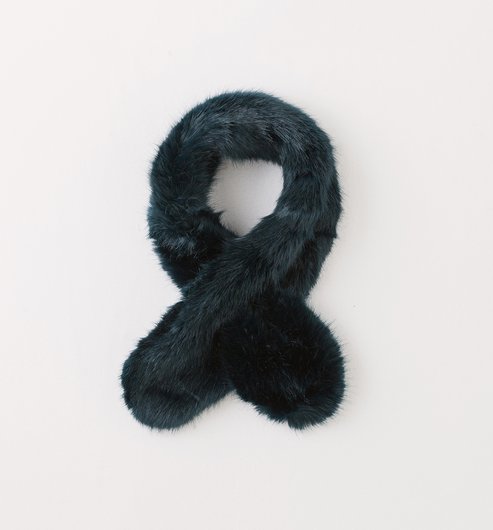 scarf-in-faux-fur--pp510990-s5-produit-493x530.jpg