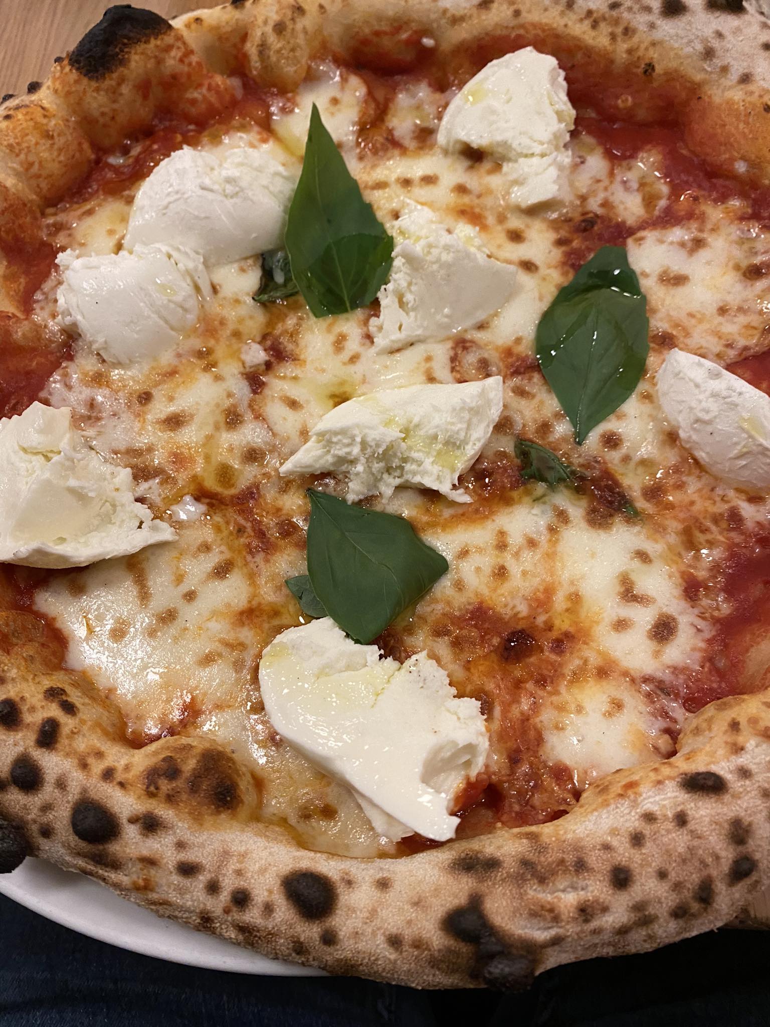 belli_di_mamma_margherita_dop_pizza_budapest.jpg