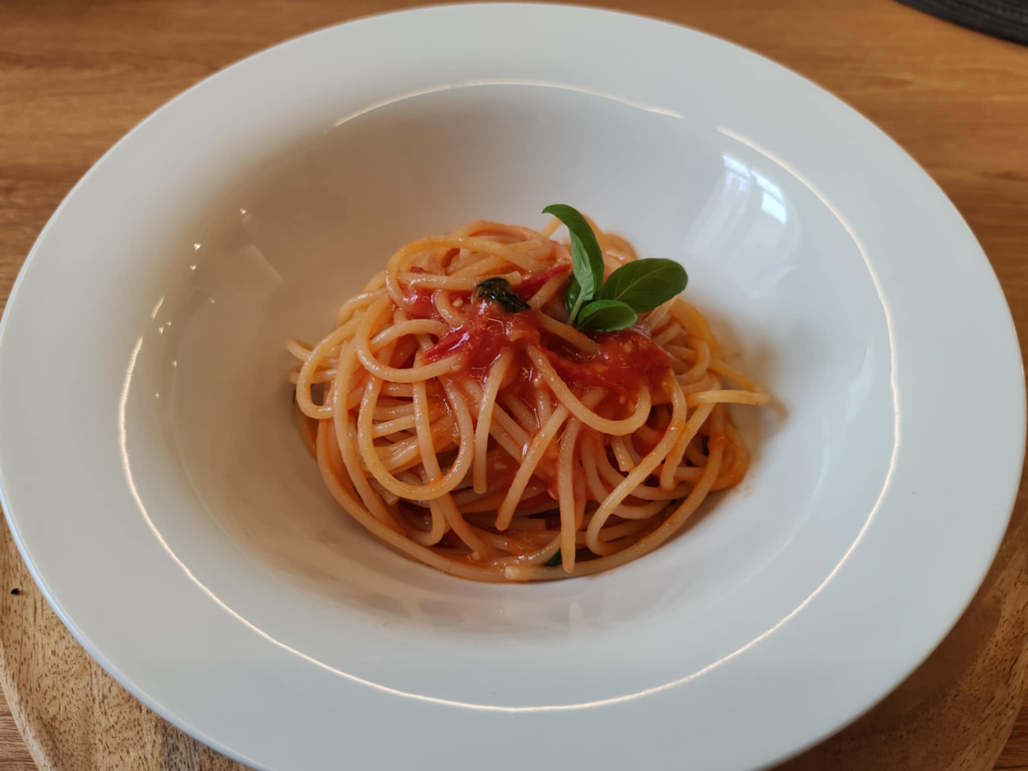 spaghetti_al_pomodoro_recept.jpg