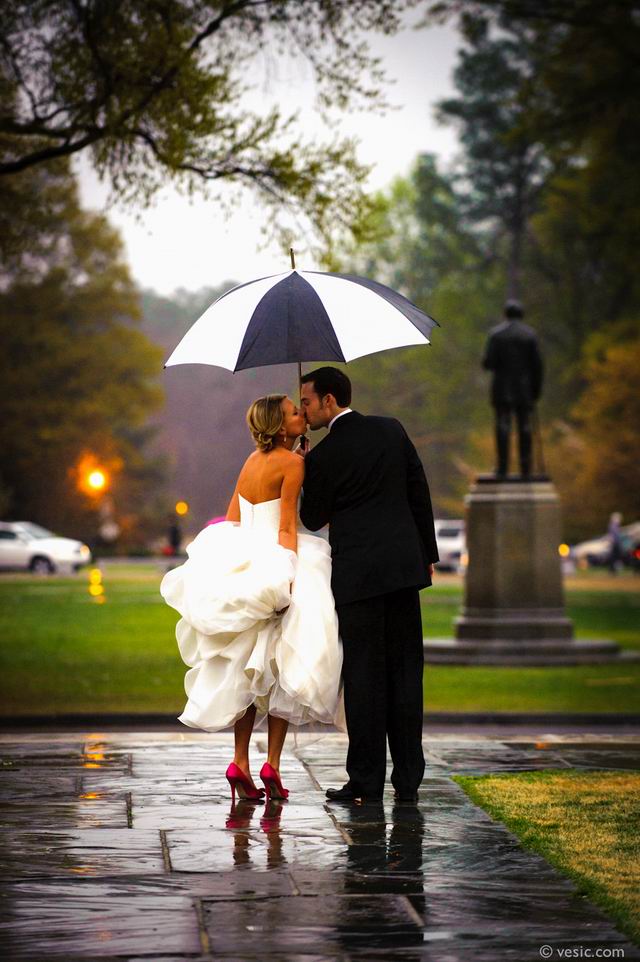 Esküvők az esőben