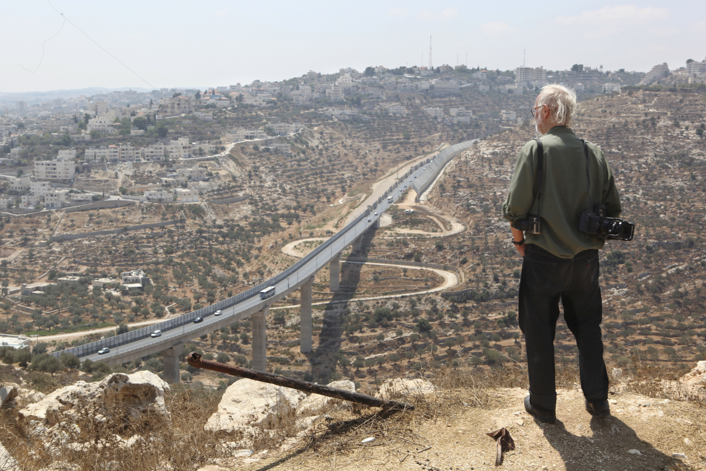 08_koudelka_shooting_holy_land_copyright_gilad_baram.jpg