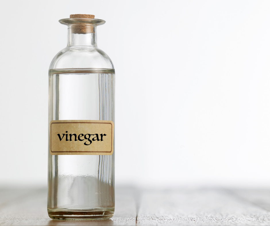 vinegar-homemade-cleaning-spray.png