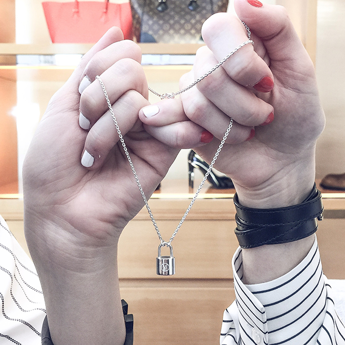 We Moved. Follow @309KTYSS en X: Taeyeon is wearing the UNICEF x Louis Vuitton  silver locket pendant 💜   /  X
