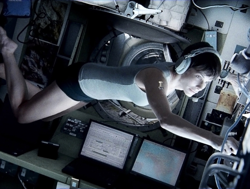 Sandra-Bullock-in-Gravity-2013-Movie-Image.jpg