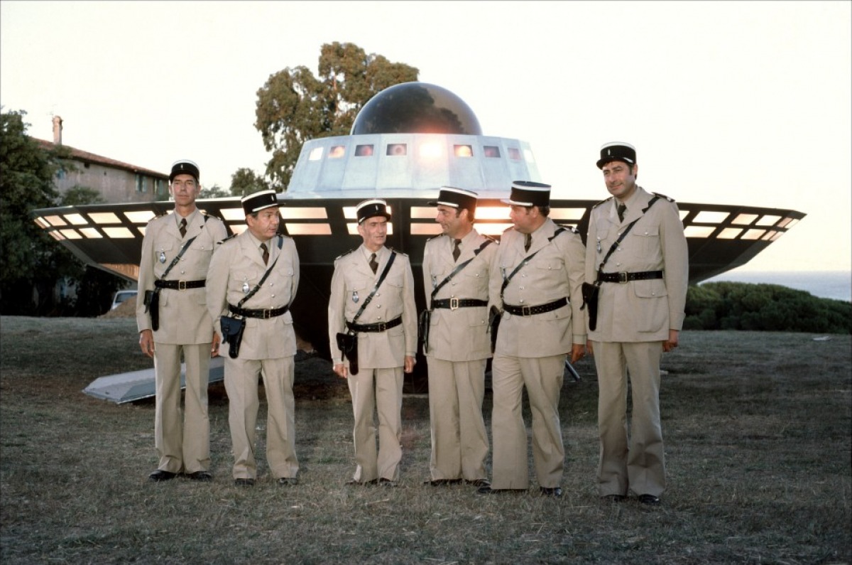 gendarme-et-les-extra-terrestres-1978-02-g.jpg