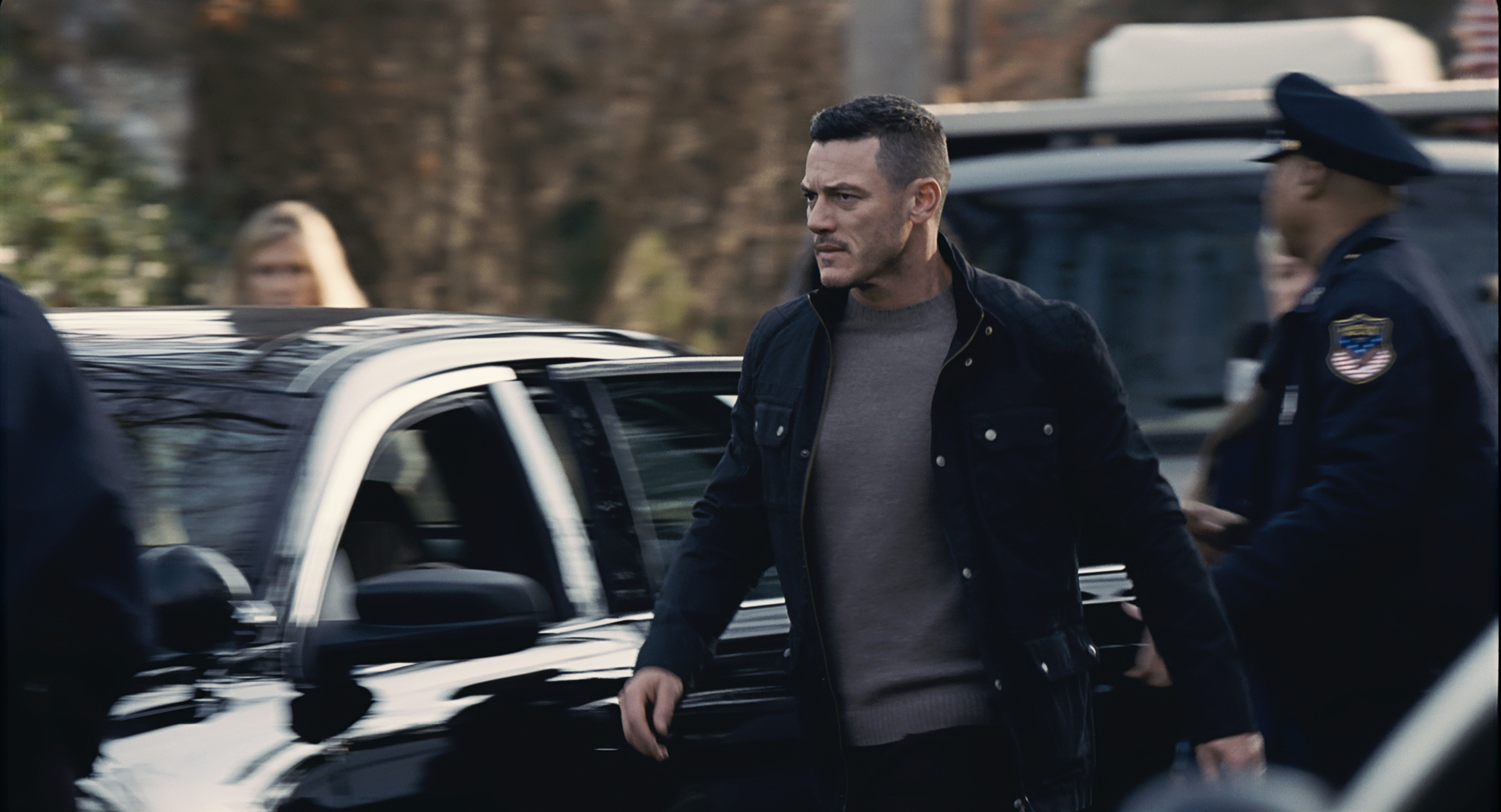 the-girl-on-the-train-luke-evans.jpg