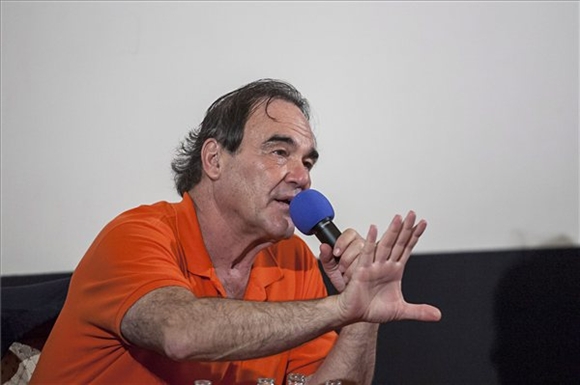 oliverstone.jpg