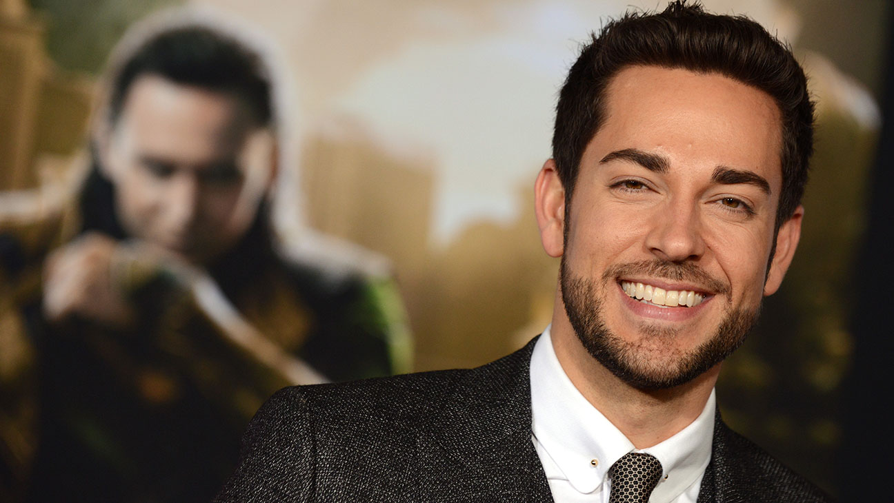 3692_zachary_levi.jpg