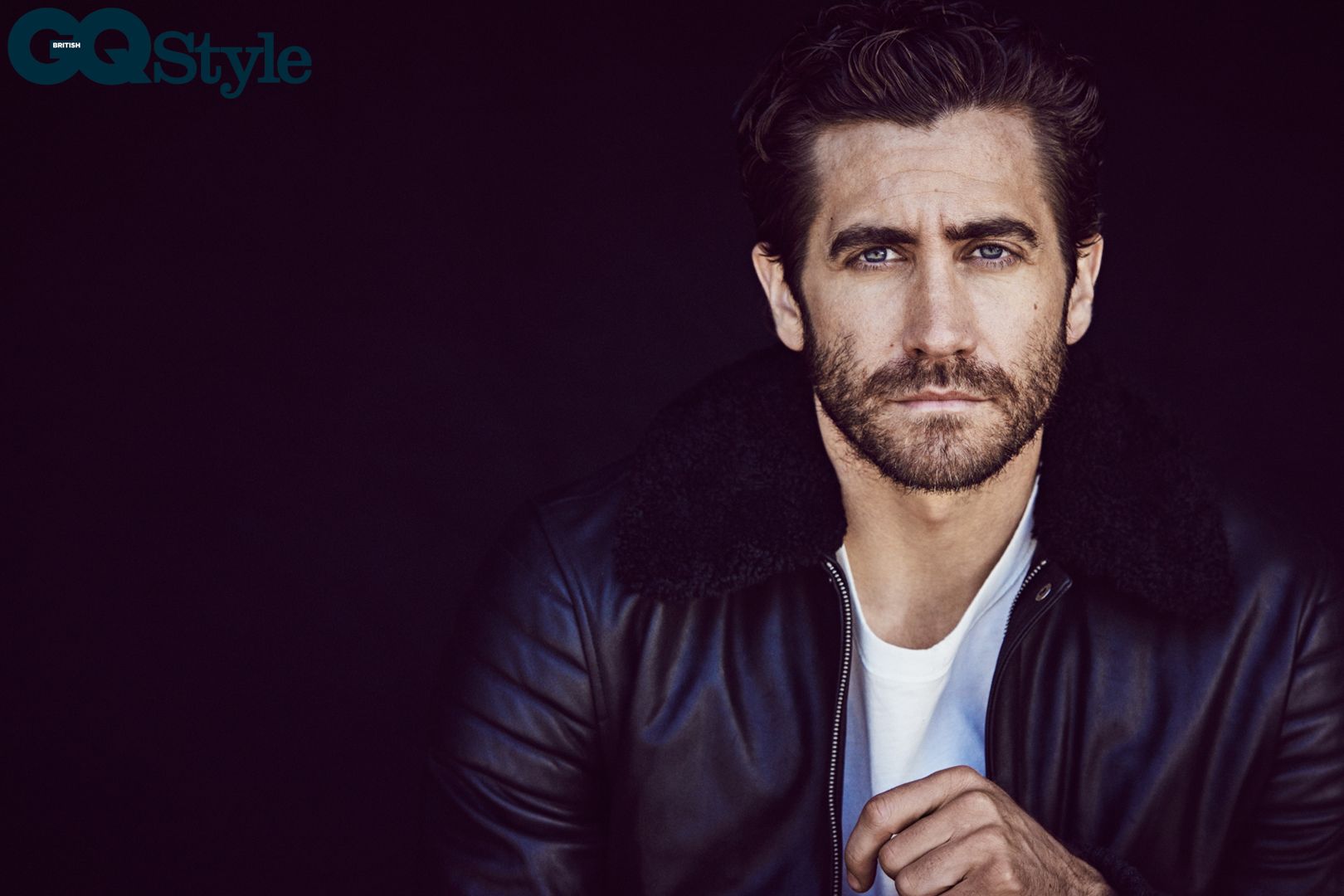 jake-gyllenhaal-02-gq-29jun17_matthew-brookes_b.jpg