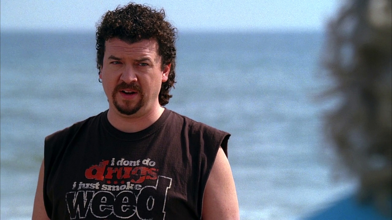 tv-eastbound_down-2009_2013-kenny_powers-danny_mcbride-tshirts-s03e08-i_dont_do_drugs_weed_shirt.jpg