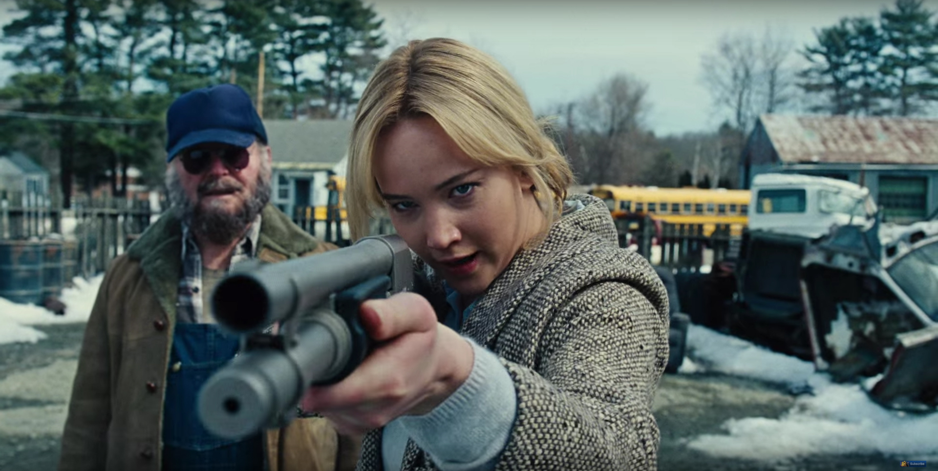 joy_2015_trailer-gun.jpg