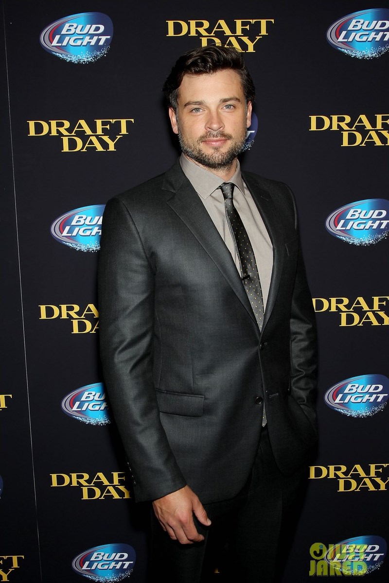 14_0410_tom-welling-draft-day-new-york-city.JPG