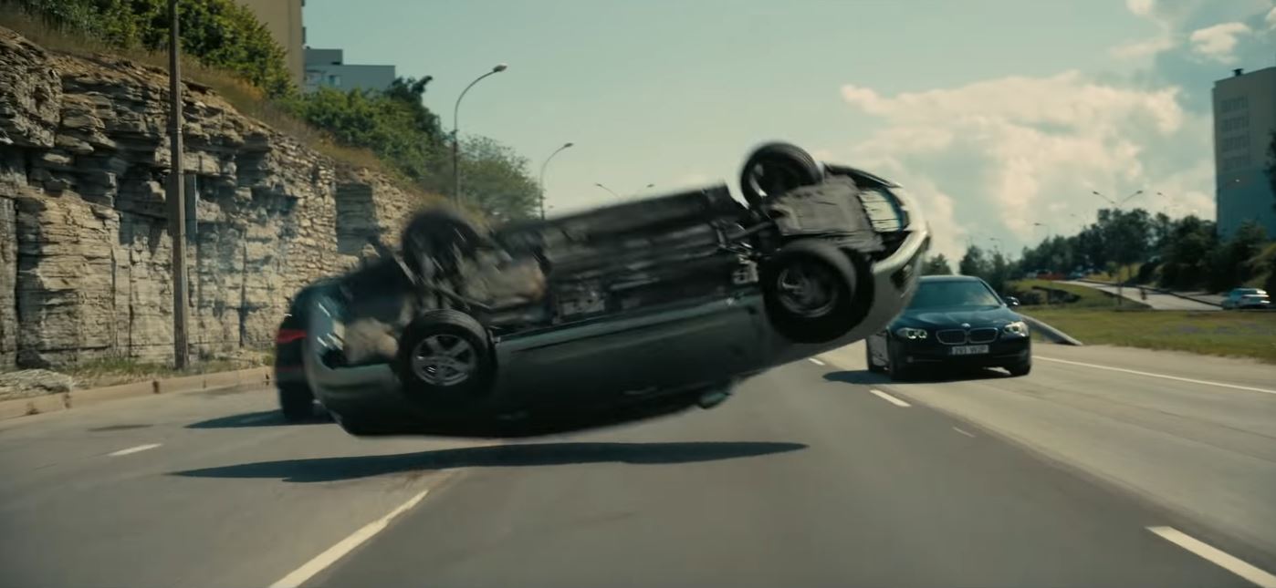 chris-nolan-delivers-a-car-chase-like-no-other-in-first-tenet-trailer-139943_1.jpg