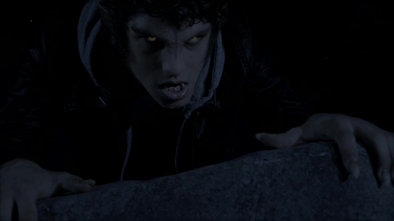 teen_wolf_s01e12_kissthemgoodbye_net_0437.jpg