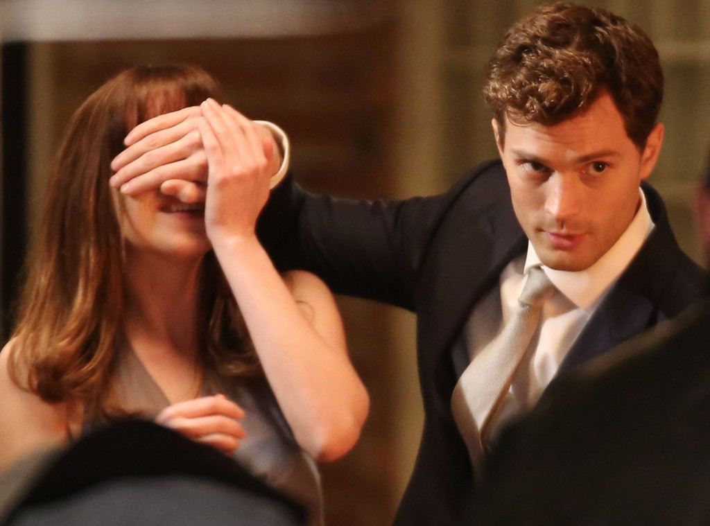 rs_1024x759-140117151237-1024_jamie-dornan-dakota-johnson-50-shades_ls_11714_copy.jpg