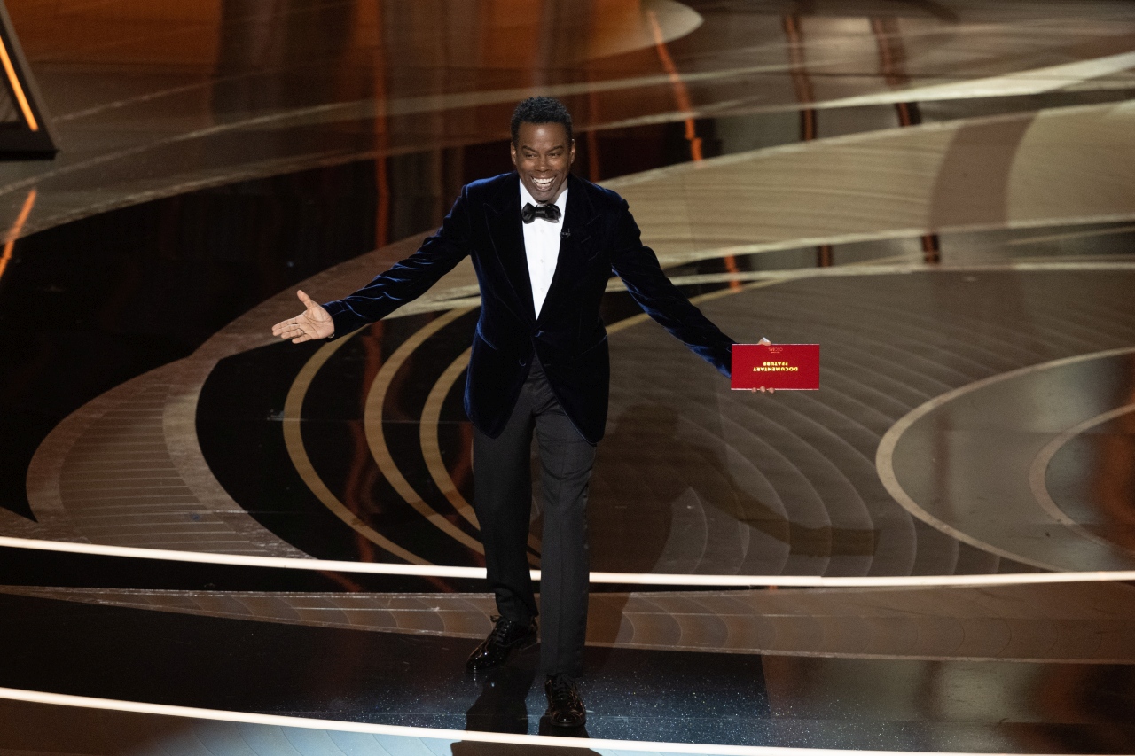 Chris Rock a 94. Oscar-díjátadó színpadára lép...