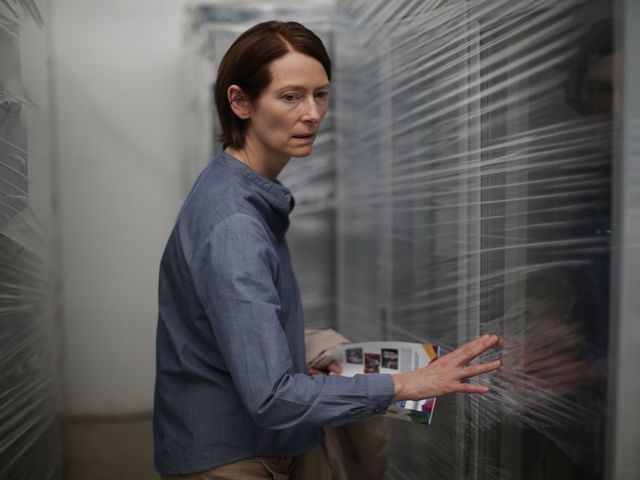 Mozgóképes meditálás Tilda Swintonnal