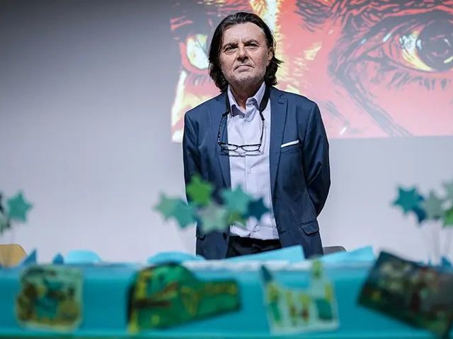 Megjelent Csupó Gábor életrajzi kötete