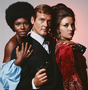 rogermoore.jpg