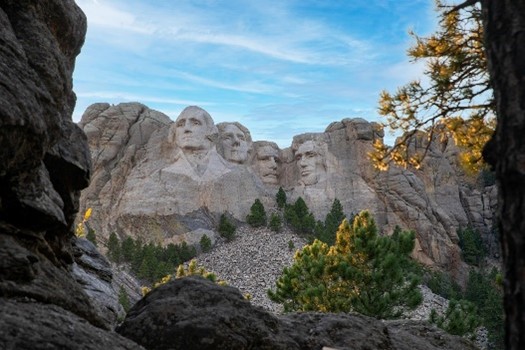 rushmore_hegy.jpg