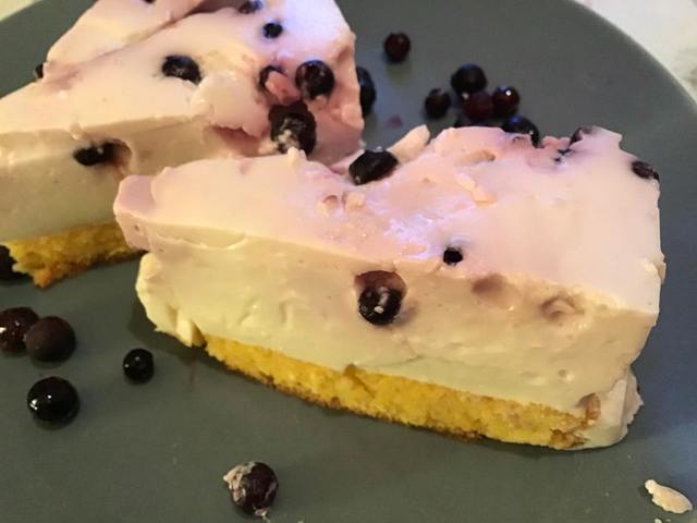 Áfonyás joghurttorta KETO