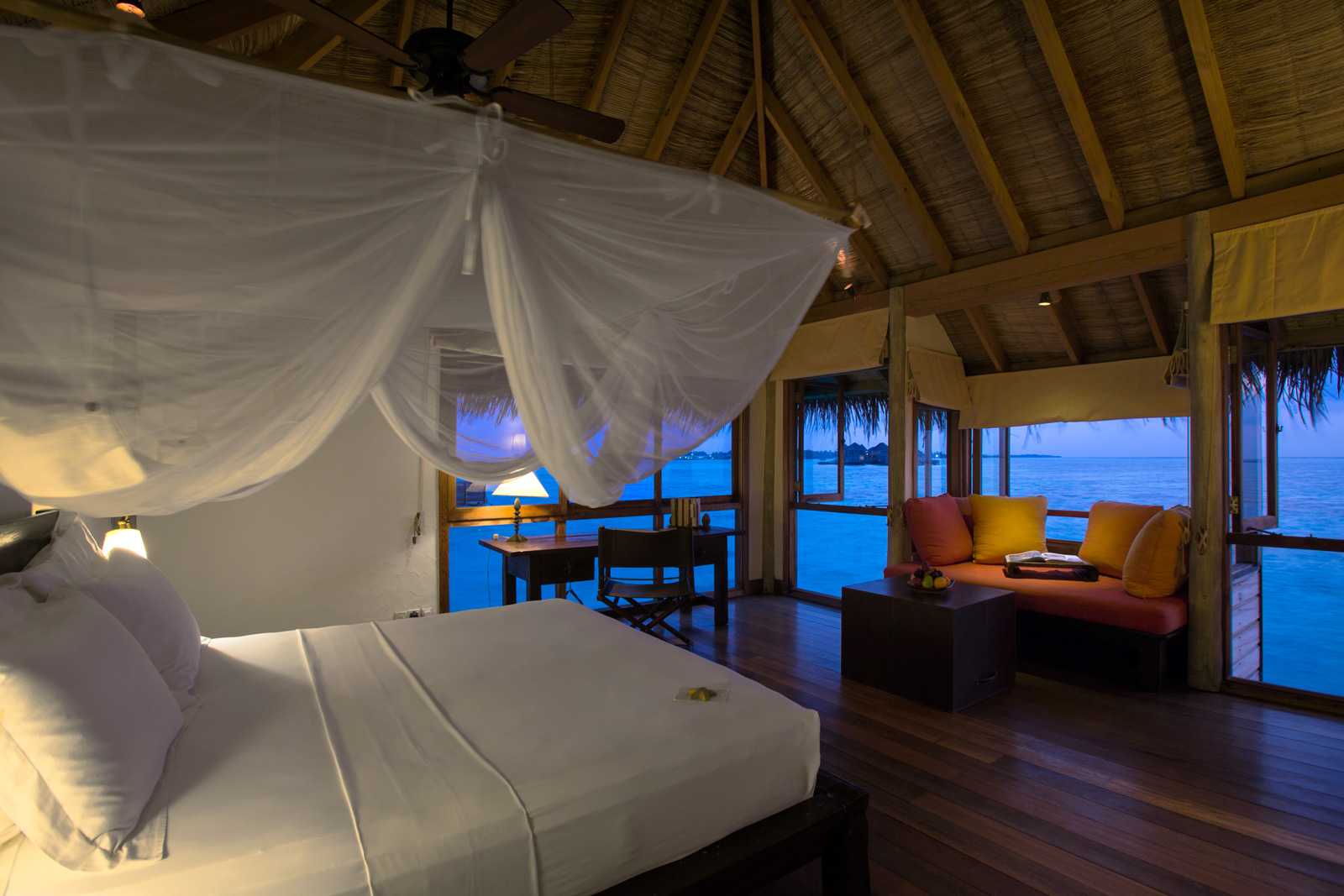 1_maldives_villa-suite.jpg
