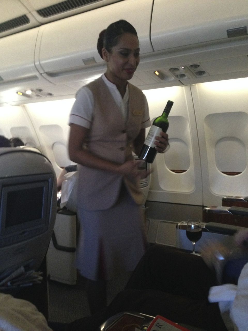 emirates_business_class6.jpg