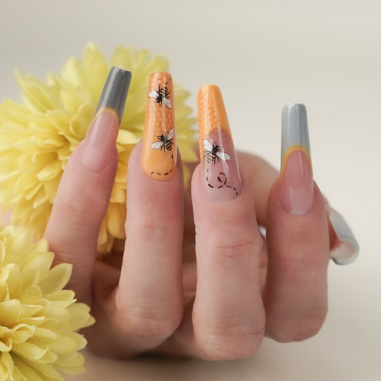 veszelovszki_gitta_nail_art.jpg