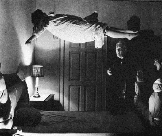 black-and-white-exorcist-father-merrin-horror-linda-blair-the-exorcist-Favim.com-63676_large.jpg