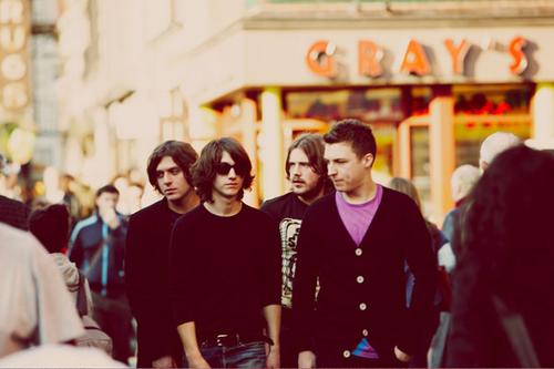 arctic-monkeys2011.jpg