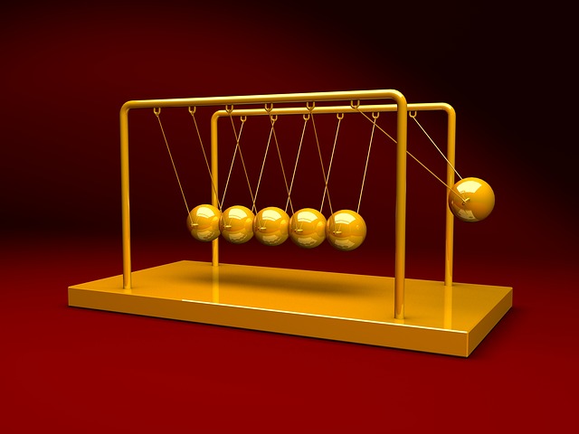 newtons-2891856_640.jpg