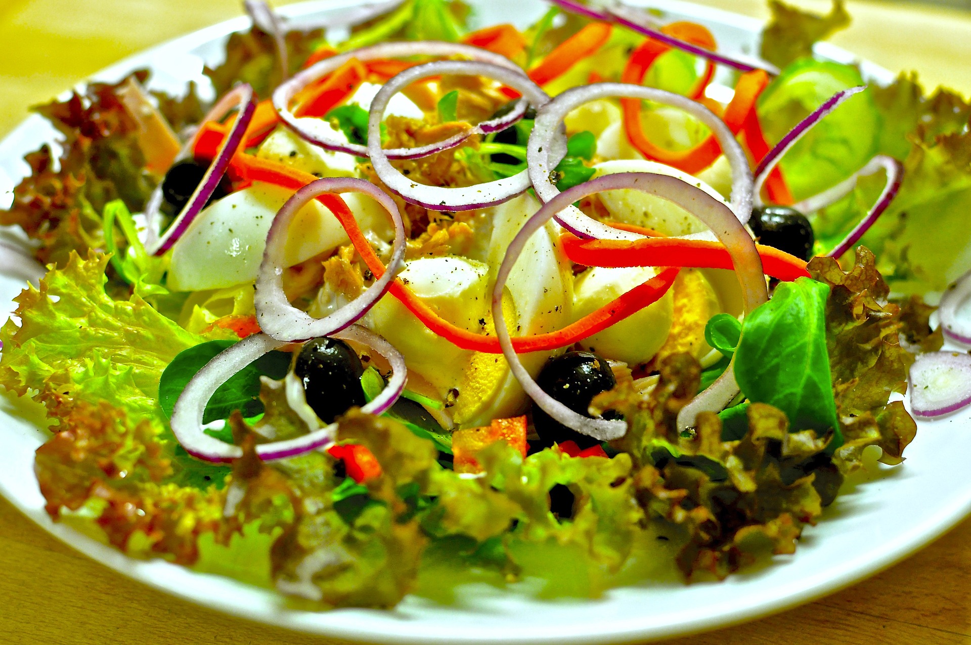 salad-1095649_1920.jpg