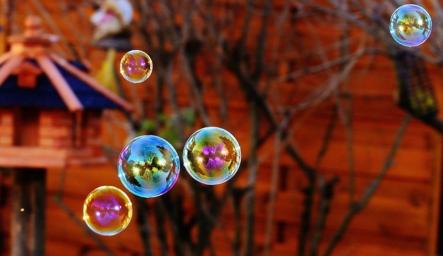 soap-bubbles-1106865_640.jpg