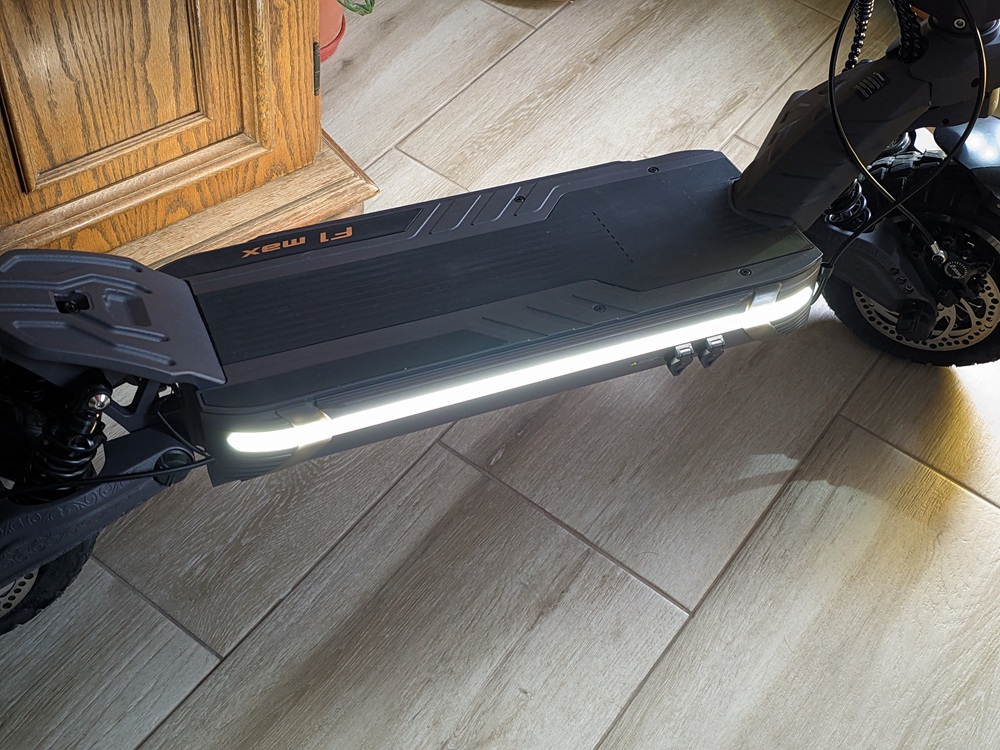 ausom-f1-max-12.jpg