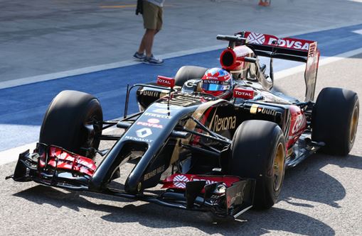 lotus E22.JPG