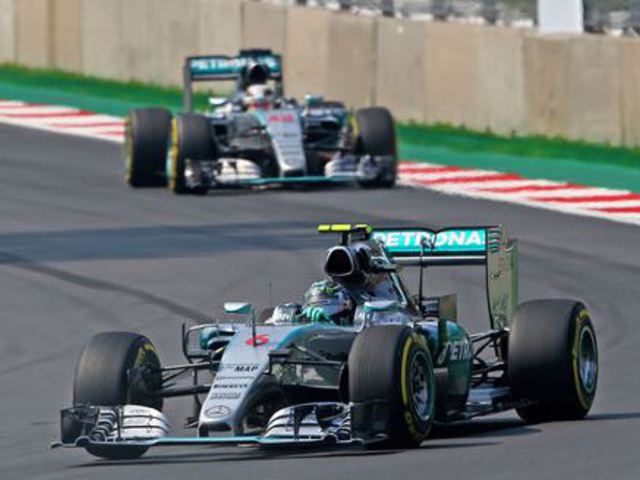 F1 Hamilton összeesküvés elmélete - Villámhírek az elmúlt 24 órából