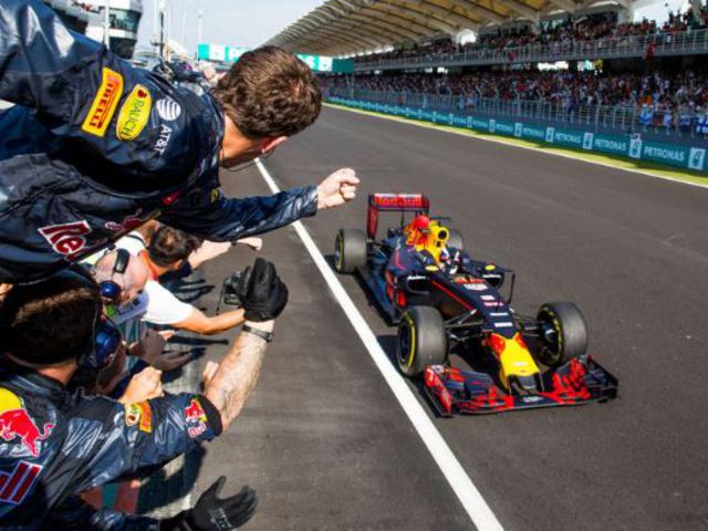 A Red Bull idén Mercedes vadászatra készül