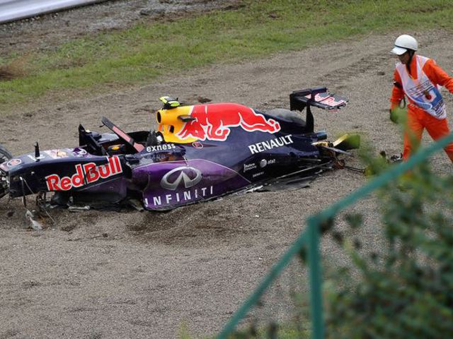 F1 Kimi csalódott, Vettel sajnálkozik, a Renault megment, Alonso cáfol - Villámhírek az elmúlt 24 órából