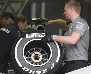 mercedes - pirelli.jpg