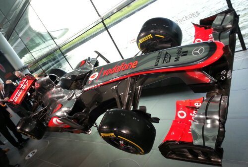 mclaren mp4-28.jpg