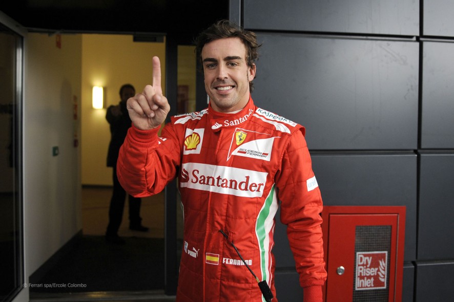 Alonso Silverstone 2012.jpg