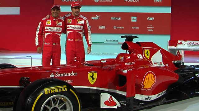 Ferrari pilótái az F138 bemutatóján.jpg