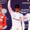 Hamilton örül, hogy a Ferrarikkal harcolhat