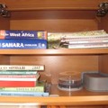 Gyarapszik a Budapest-Bamako utazó könyvtára