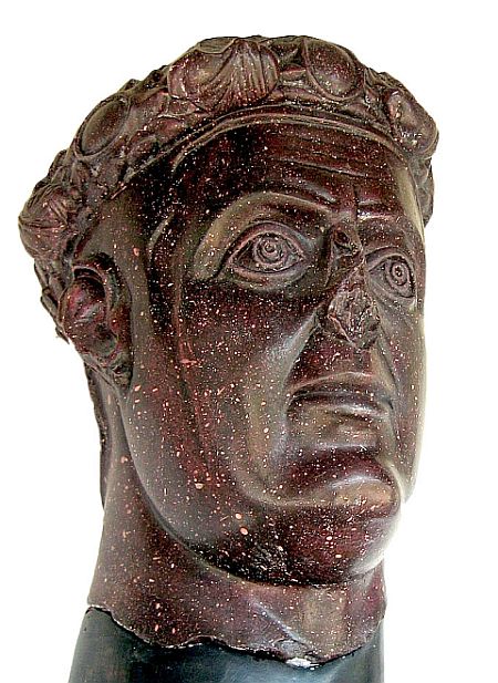 _romuliana_galerius_head_1.jpg