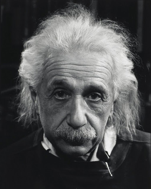 Philippe Halsman Albert Einstein .jpg