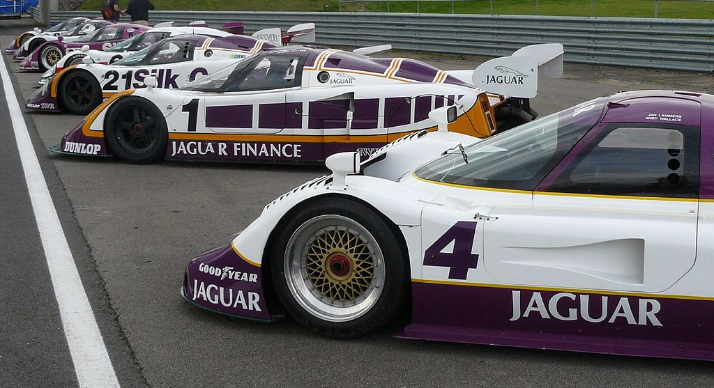 1024px-jaguar_xjrs_2.jpg