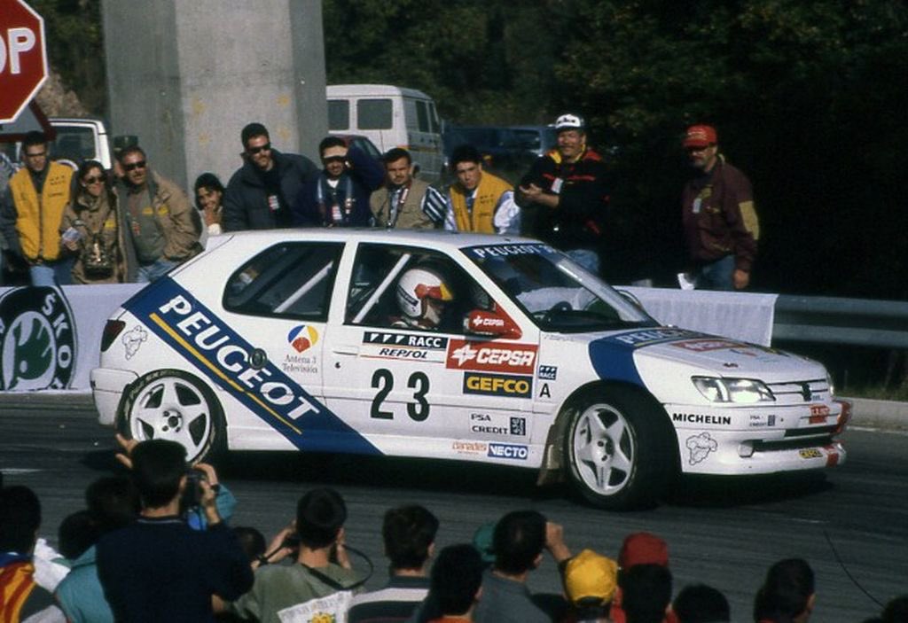 azcona_rodriguez_peugeot306s16_1996.jpg