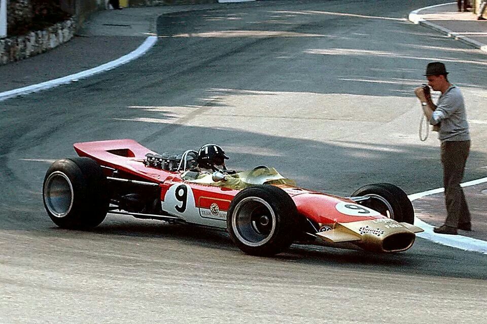 g_hill_lotus49b_monaco68.jpg