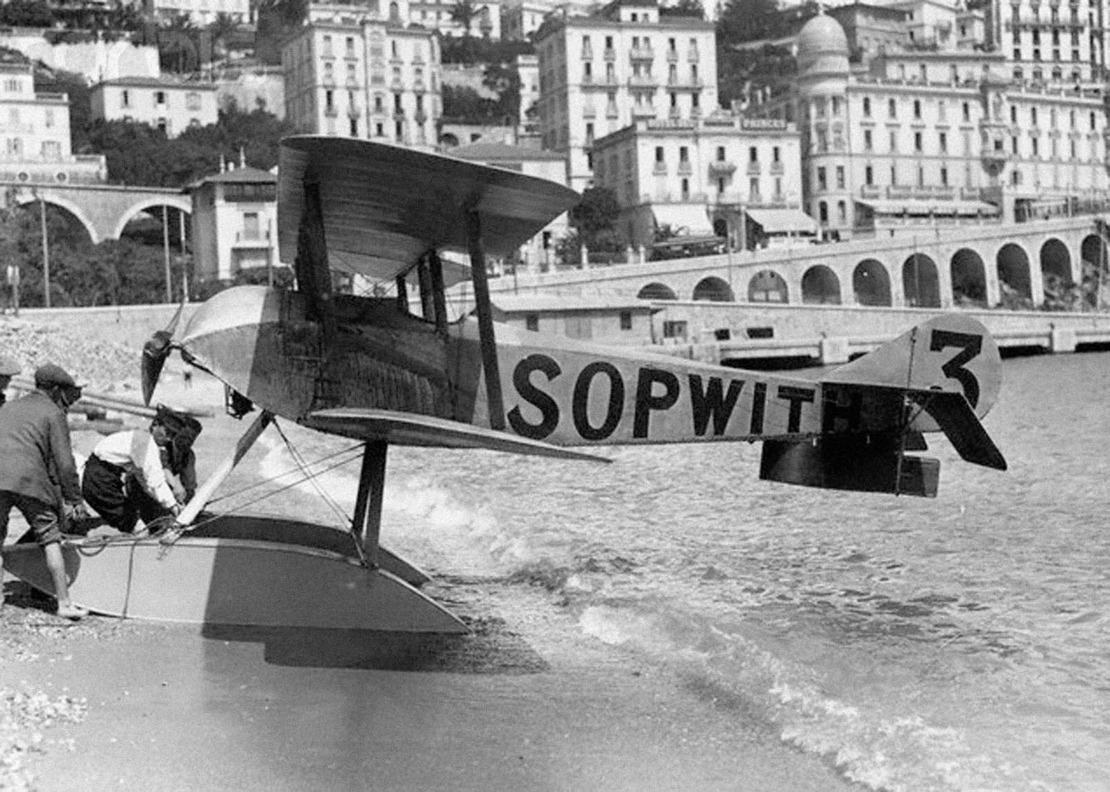 h_pixton_sopwith_tabloid.jpg